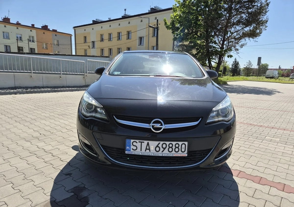 Opel Astra cena 27900 przebieg: 197750, rok produkcji 2013 z Radzionków małe 301